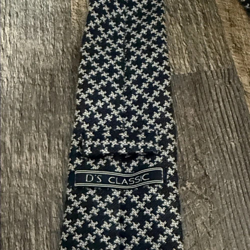 Men's Houndstooth Patterned Tie - Blue and Gray